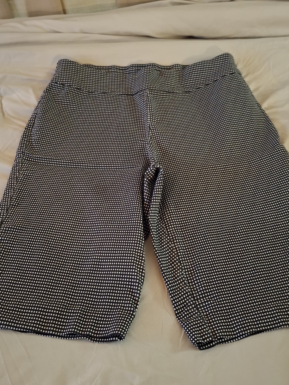 Counterparts Womem's Black and White Micro-Check Shorts - Picture 2 of 9